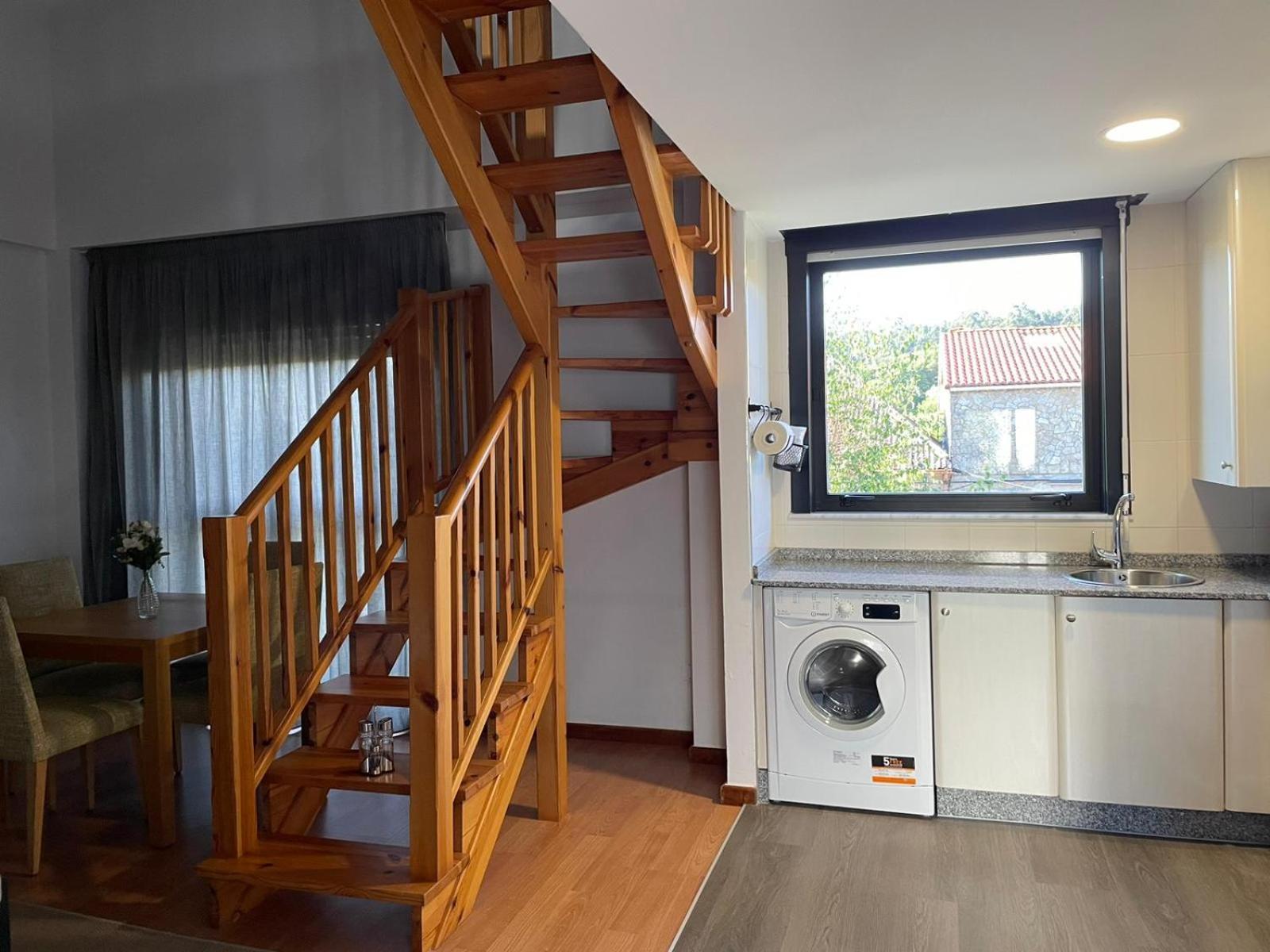 Apartamentos Ciudad Santiago Santiago de Compostela Rum bild