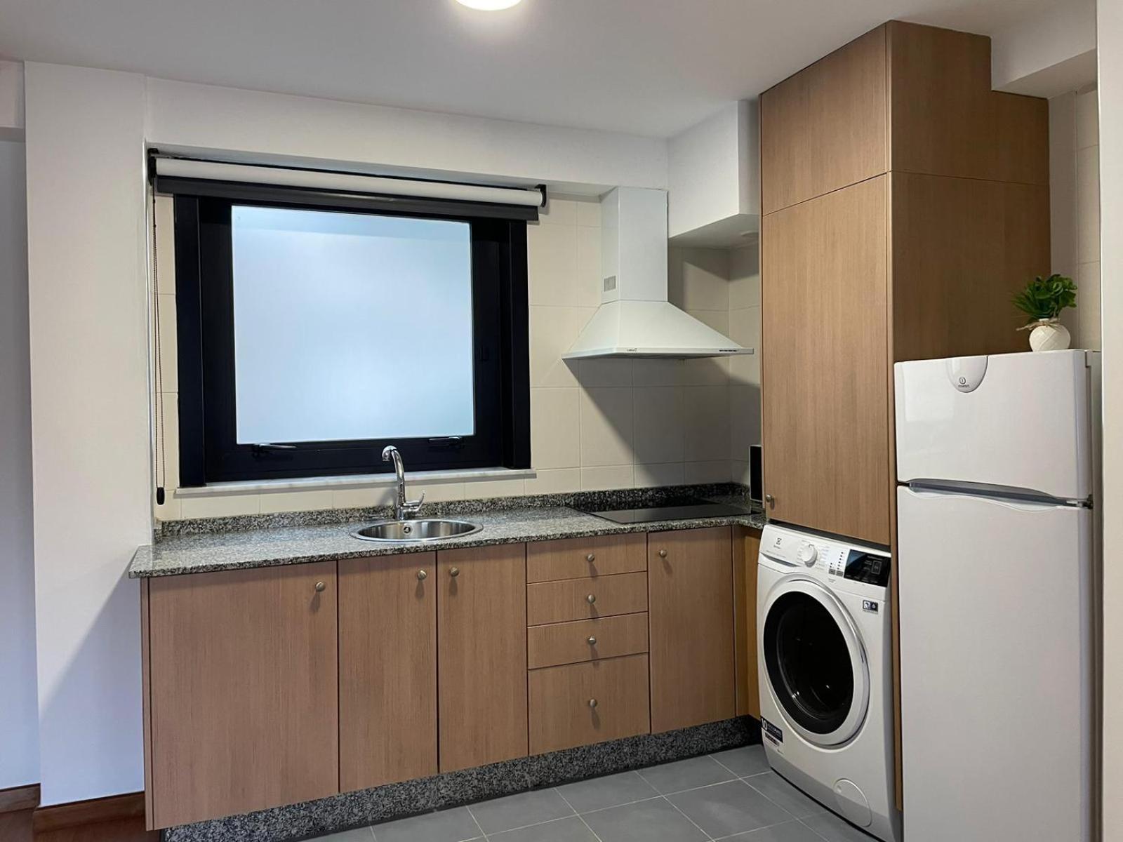 Apartamentos Ciudad Santiago Santiago de Compostela Rum bild