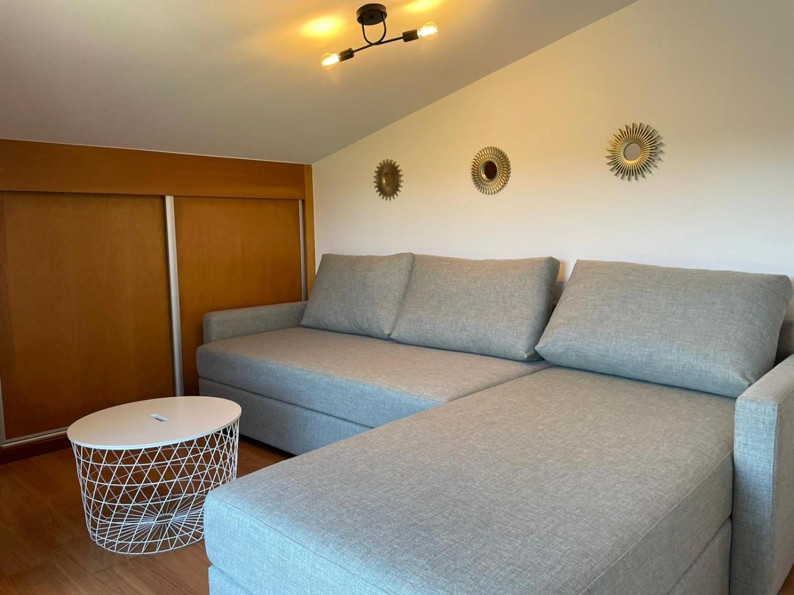 Apartamentos Ciudad Santiago Santiago de Compostela Rum bild
